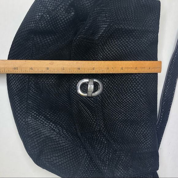 Aimee Kestenberg Snakeskin Textured Black Leather Shoulder Bag Slouchy Large - Picture 9 of 11